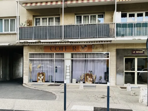 MURS COMMERCIAUX VENDUS LOUÉS - Avenue de Chabeuil 26000 VA