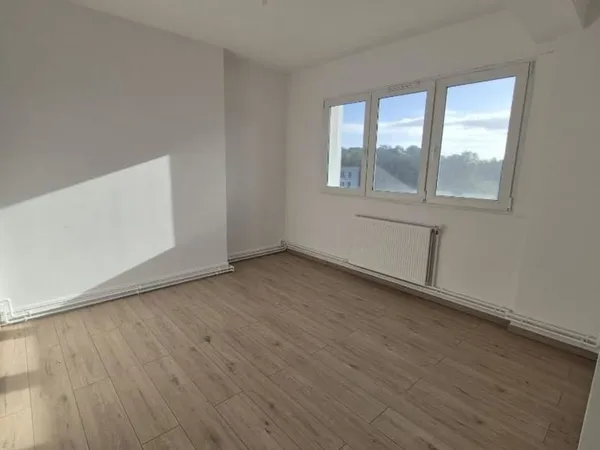 APPARTEMENT RENOVE EN HYPER CENTRE