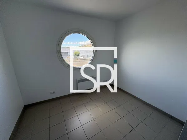 Local professionnel 15 m²