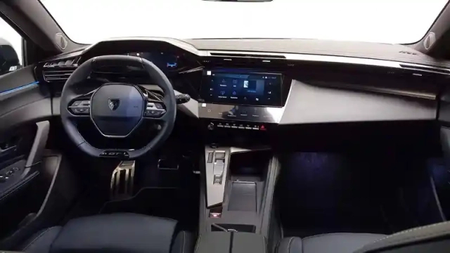 Peugeot 308 electrique 55 kwh 156ch — photo 30