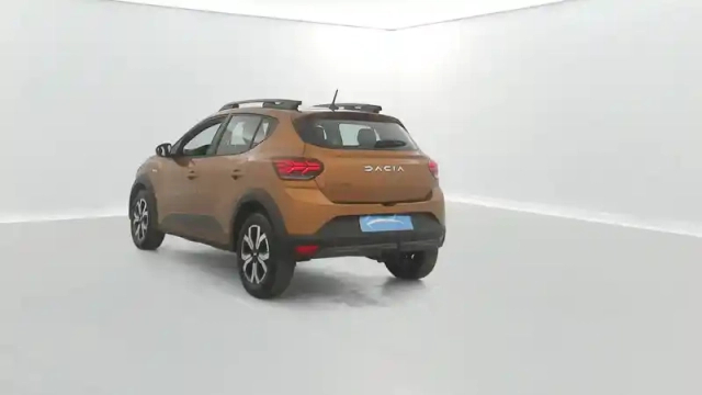 Dacia Sandero tce 110 — photo 12