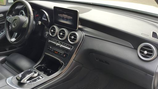Mercedes GLC 250 d 204 4Matic 9G-Tronic - Fascination – 2018 – 115854 km – Diesel – Boîte Automatique — photo 17