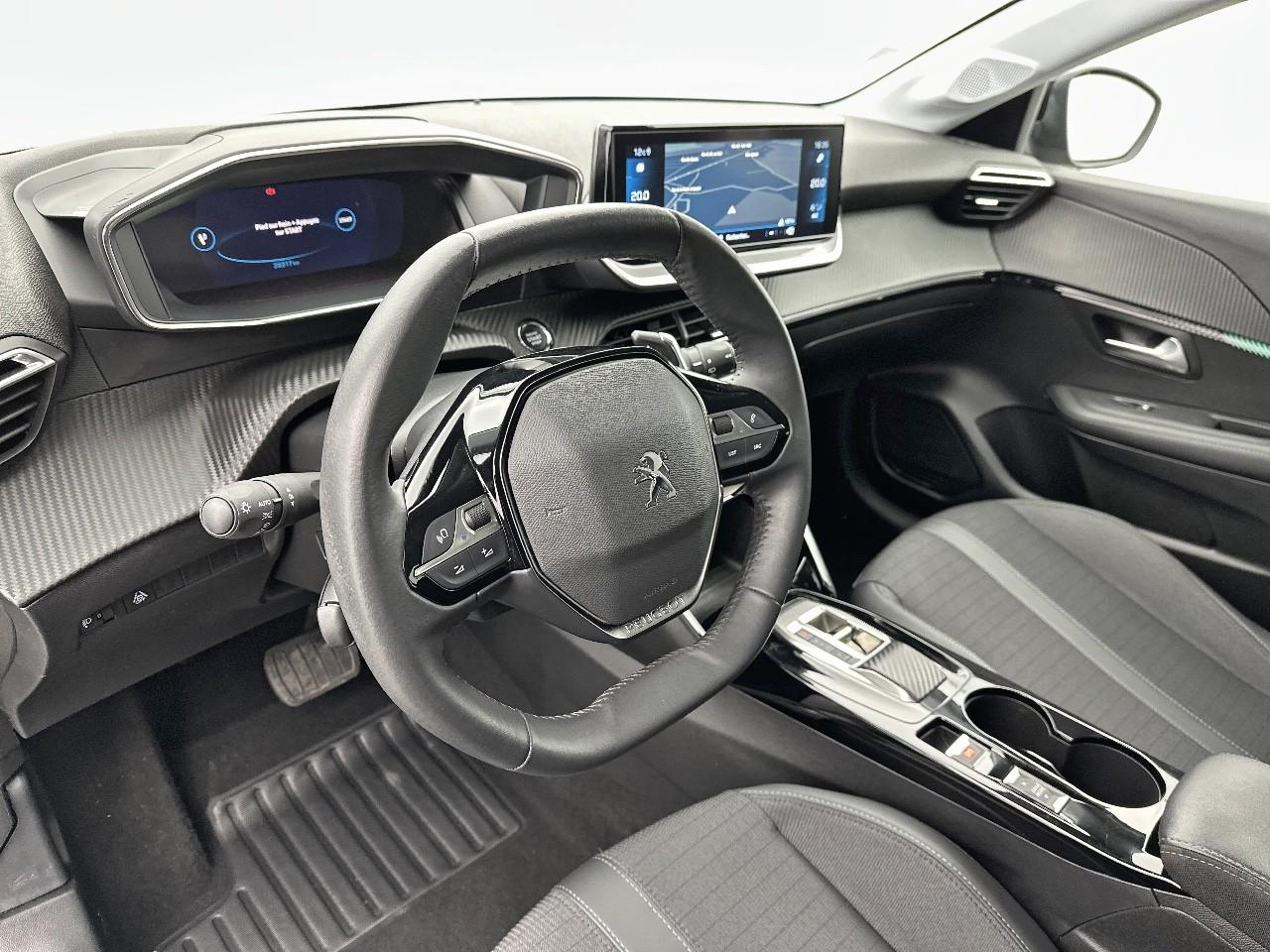 Peugeot 208 puretech 100 s&s eat8 style — photo 9
