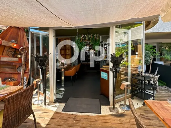 Fonds de commerce 85 m²