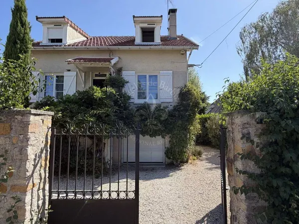 Maison 5 pièces 110 m²