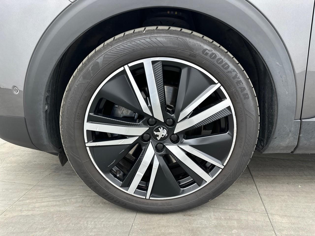 Peugeot 3008 hybrid 225 e-eat8 gt pack — photo 14