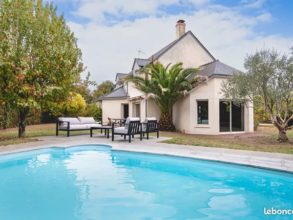 Maison 8 pièces 171 m²