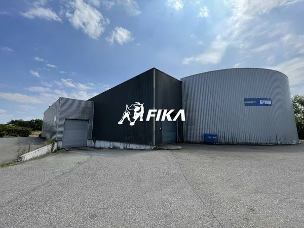 Local d'activité 1692 m²