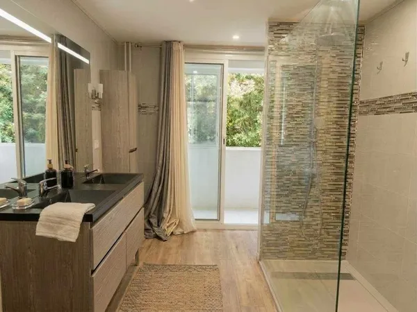 Appartement 4 pièces - 91 m2- étage 1/3