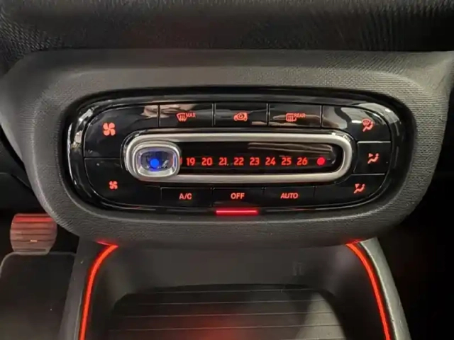 Smart Fortwo electric drive / eq (453.391) — photo 20