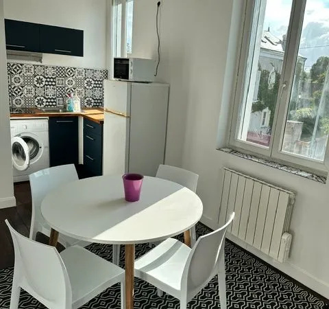 Loue appartement 35m2 meublé 500m ecole d infirmiere