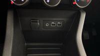 Renault Clio 1.5 Blue dCi 100ch Evolution - 24 — photo 30