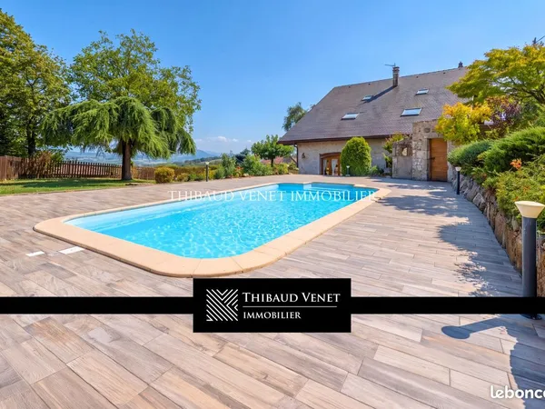 Propriété 8 pièces 380 m²