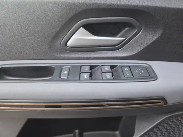 Dacia Jogger eco-g 100 7 places gsr2 — photo 21