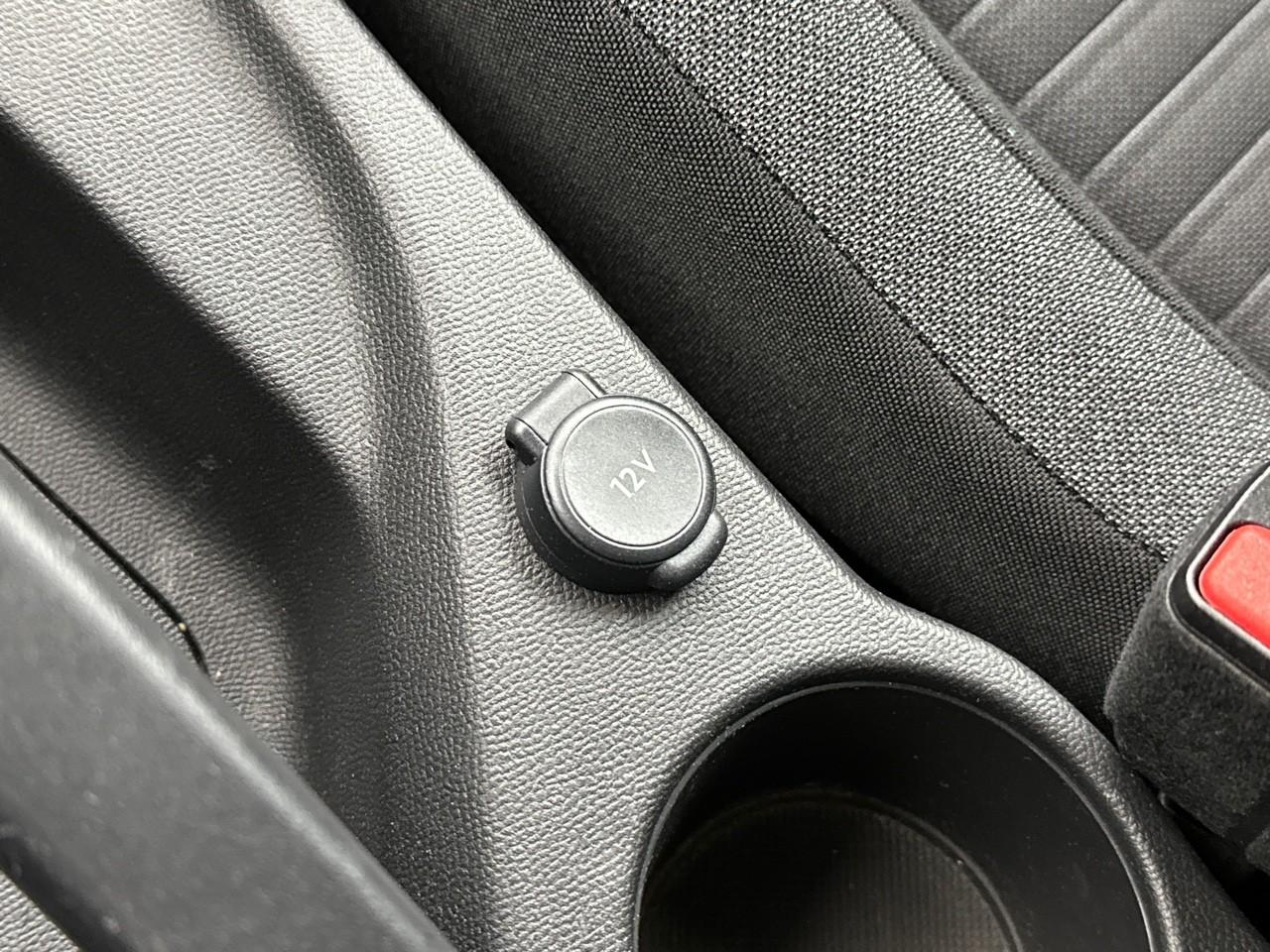 Peugeot 208 puretech 100 s&s bvm6 style — photo 29