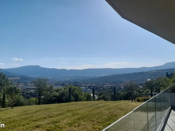 Appartement -100 m2-