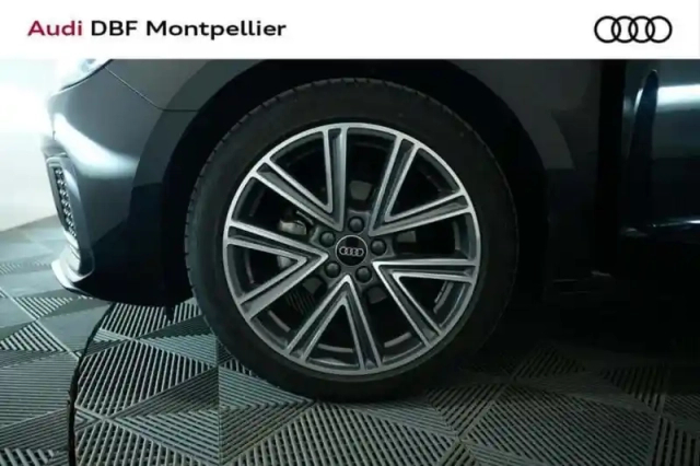 Audi A1 25 tfsi 95 ch s tronic 7 design — photo 2