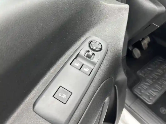 Peugeot Partner fourgon m 650 kg bluehdi 100 s&amp;s bvm6 — photo 18