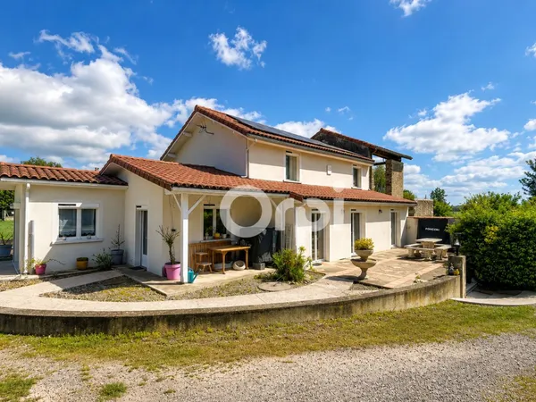 Maison 7 pièces 178 m²