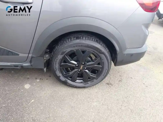 Dacia Jogger tce 110 7 places gsr2 — photo 63