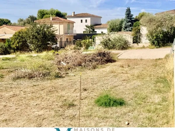 Terrain 542 m²