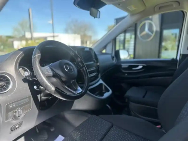 Mercedes Vito 119 cdi 4x4 mixto compact — photo 10