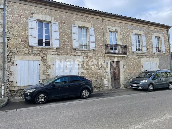 Immeuble de rapport en pierre Vic Fezensac 200m2, 4 appartements T2 loués