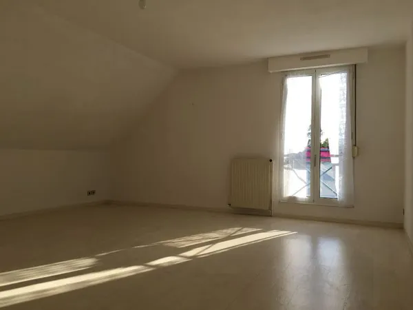 A LOUER - La Flèche, Appartement 3 pièces en résidence avec ascenseur