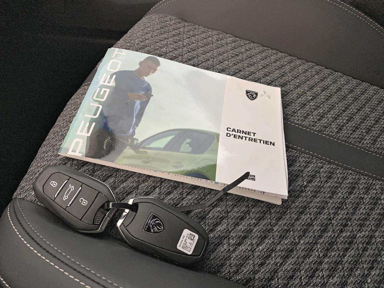 Peugeot 308 sw hybrid 145 e-dcs6 allure — photo 18