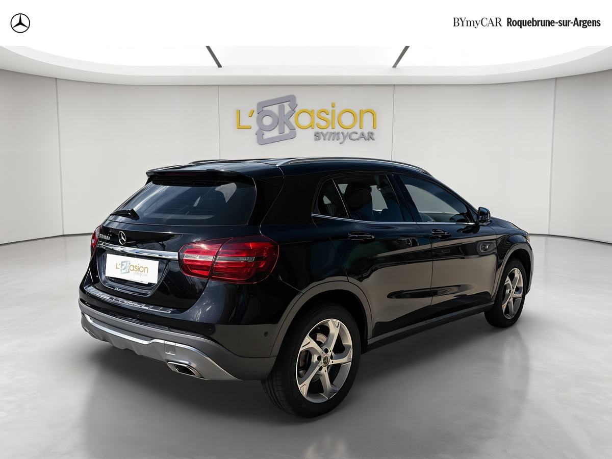 Mercedes GLA 180 d 7-G DCT — photo 5