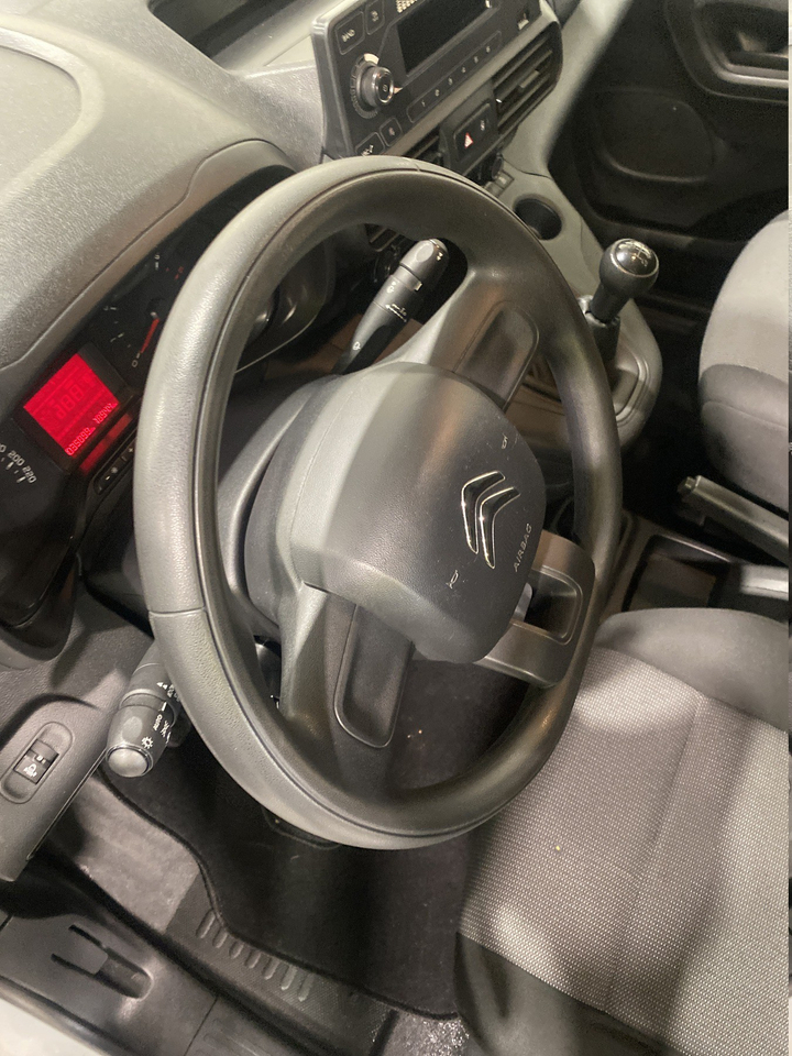 Citroën Berlingo Van — photo 40