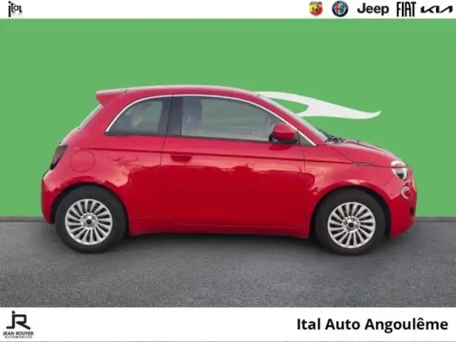 Fiat 500 e 95ch (red) my23 — photo 4