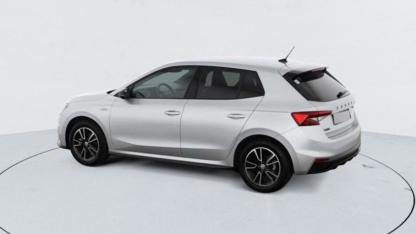 Skoda Fabia — photo 4