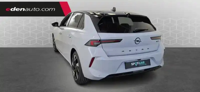 Opel Astra 1.2 turbo hybride 145 ch automatique — photo 3