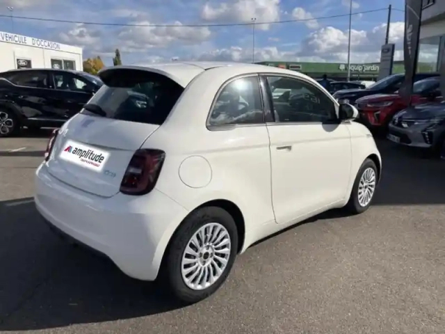 Fiat 500 e 95ch action — photo 5