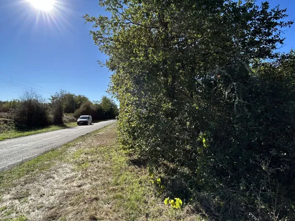 Terrain 385 m²