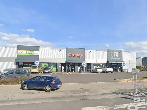 Local commercial 203 m²