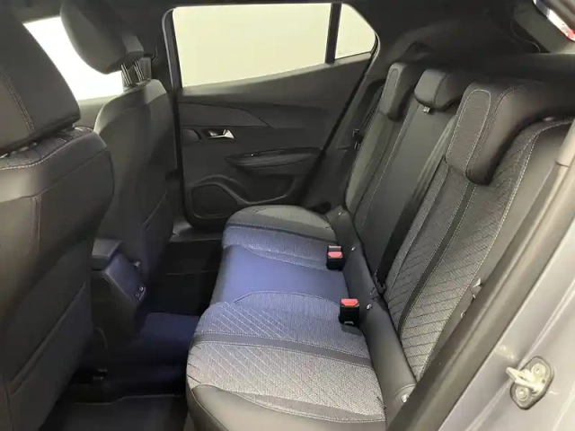 Peugeot 2008 100 s&amp;s bvm6 — photo 13
