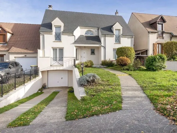 Maison 6 pièces 184 m²
