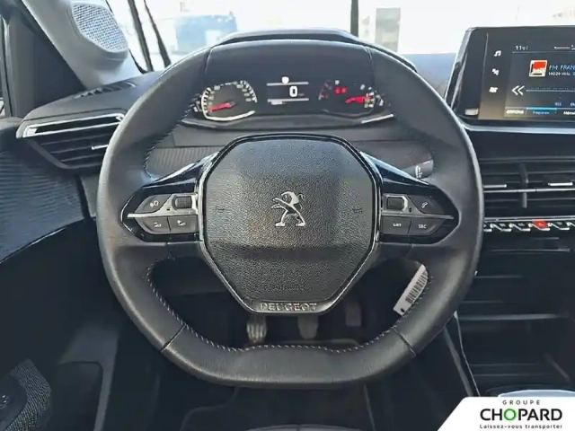 Peugeot 208 puretech 100 s&amp;s bvm6 — photo 17