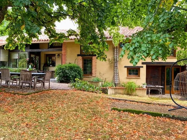 Maison 6 pièces 272 m²