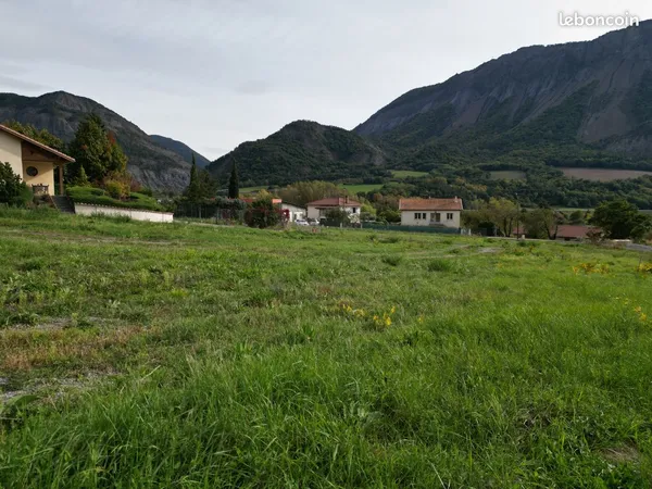 Terrain constructible