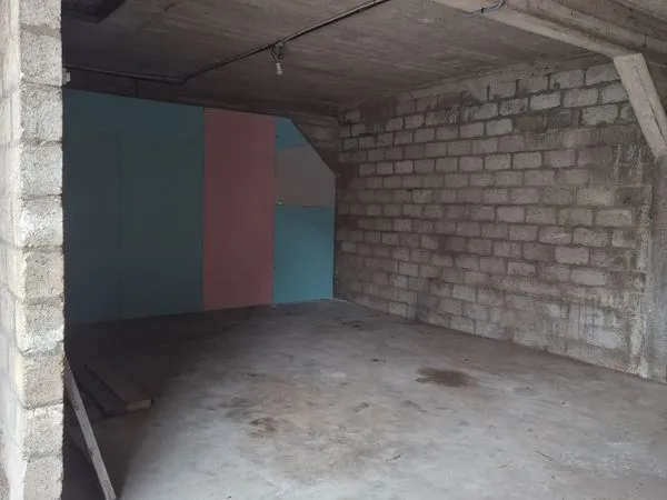 Stockage Location Argenteuil  60m² 1500€