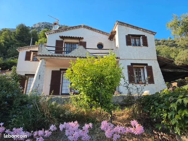 Saint-jeannet - maison provençale avec vue mer panoramique, piscine et 1 500 m² de terrain