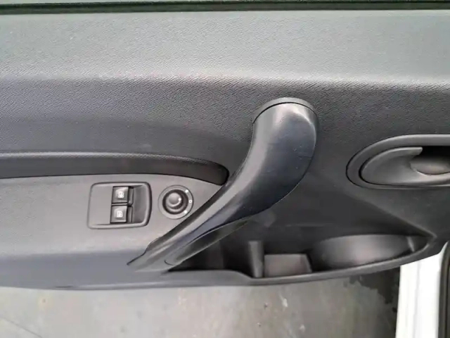 Renault Kangoo express blue dci 95 — photo 29