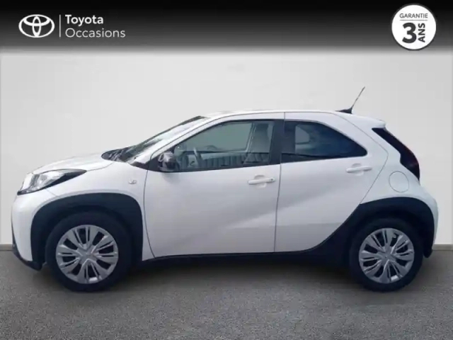 Toyota Aygo x 1.0 vvt-i 72ch dynamic my24 — photo 13