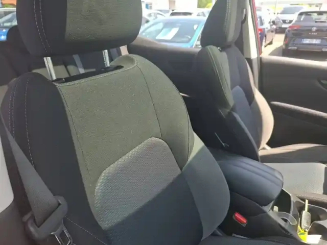 Nissan Qashqai 1.3 dig-t 158 dct — photo 29