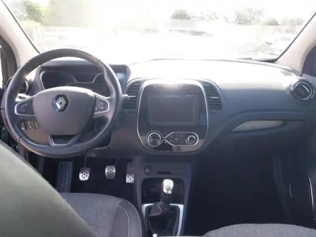 Renault Captur tce 130 fap — photo 41