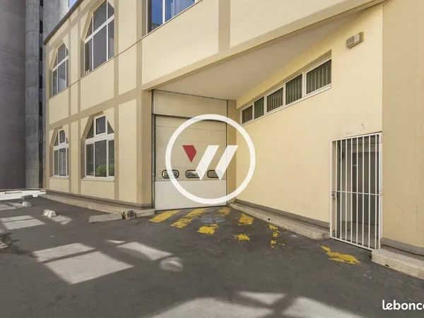 Local d'activité 620 m²