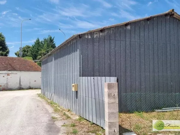 Bien immobilier de rendement Vente Angoulême   472500€